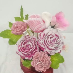 Pink Swan & Rose Bouquet