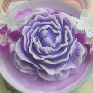 Shade of Violet Flower Plate/6 Scented Candle